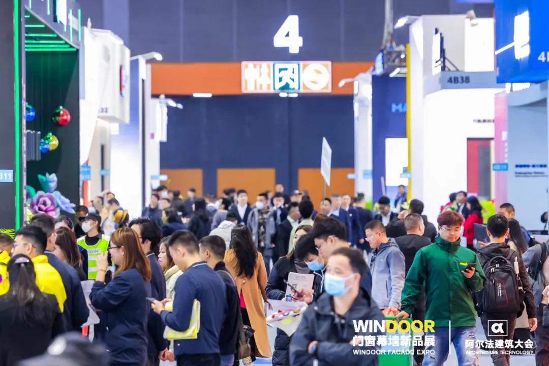 2024年铝加工产品营业收入2989亿元占比893%根据搜索结果中关于铝板_财富号_东方财富网