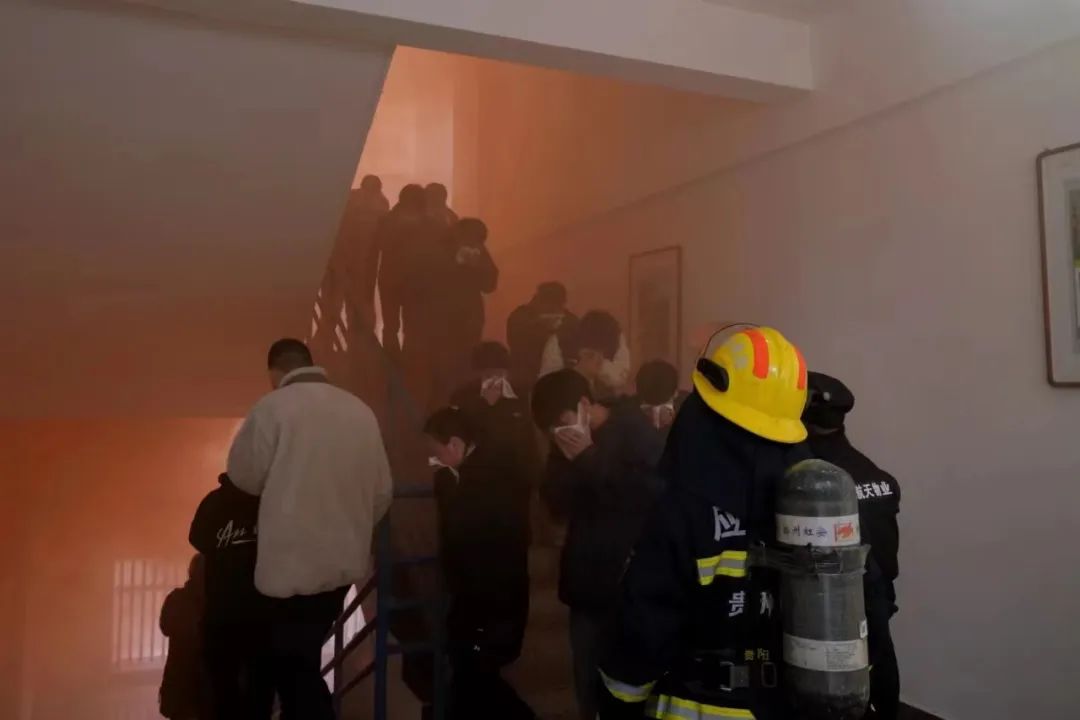 广西消防救援第3名厅干落马 腐败窝案治理需灭火更要防火