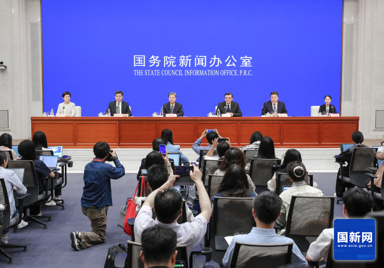 国务院新闻办发布会介绍《关于持续推进城市更新行动的意见》有关情况(图1)