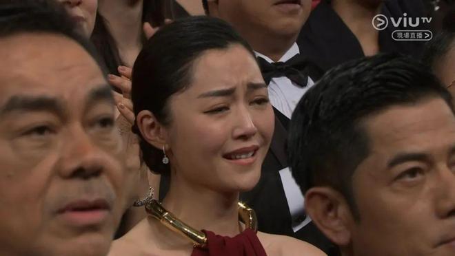 香港舞台剧演员泪夺金像奖「最佳男配」(图3)