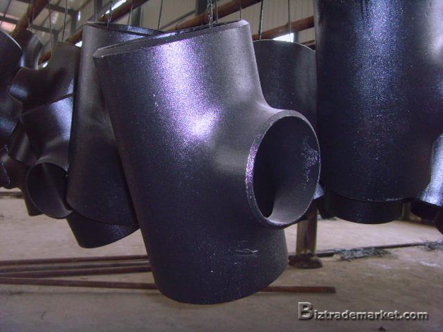 龙泉股份收盘下跌281%滚动市盈率4618倍总市值2734亿元