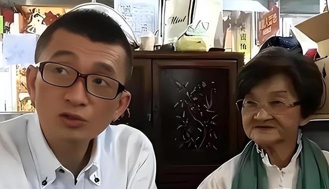 亿万富豪娶日本妻负债15亿被抛弃摆摊还债14亿59岁累死街头(图12)