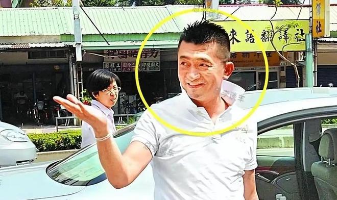 亿万富豪娶日本妻负债15亿被抛弃摆摊还债14亿59岁累死街头(图5)