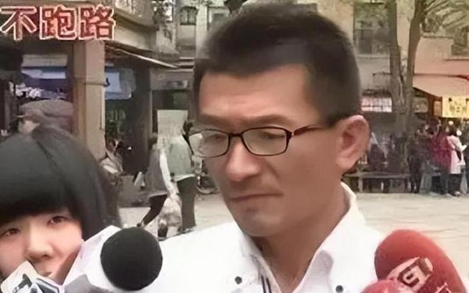 亿万富豪娶日本妻负债15亿被抛弃摆摊还债14亿59岁累死街头(图18)