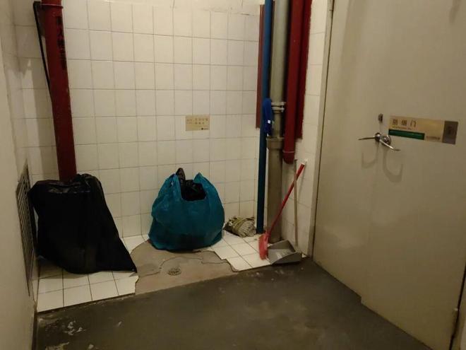 直击深圳多区高层建筑消防细节!记者走访多处接报即改(图8)