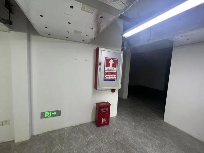 直击深圳多区高层建筑消防细节!记者走访多处接报即改(图4)