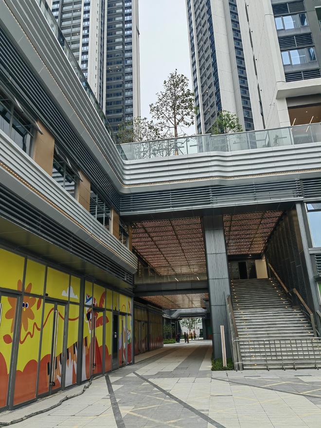 直击深圳多区高层建筑消防细节!记者走访多处接报即改(图14)