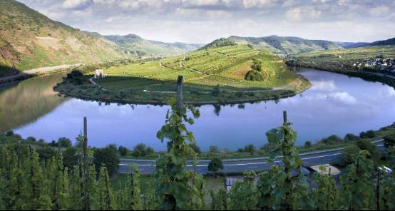 【新年致辞】巴曙松:2017年新旧增长动能将继续转换中(附:“金融读书会”2016年最受关注的十篇热文)(图6)