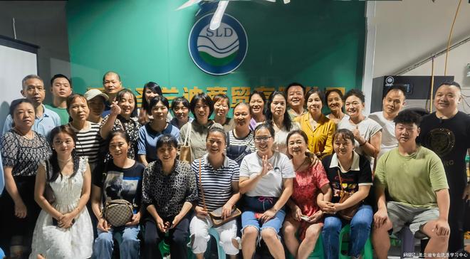 重庆圣兰迪商贸有限公司：干洗行业创业与技术培训的优质选择(图3)