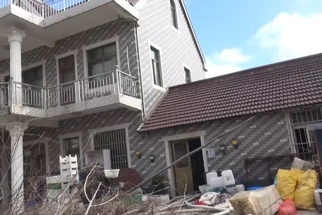 寒意渐浓用火用电需警惕!冬季居住场所消防安全提示→(图1)