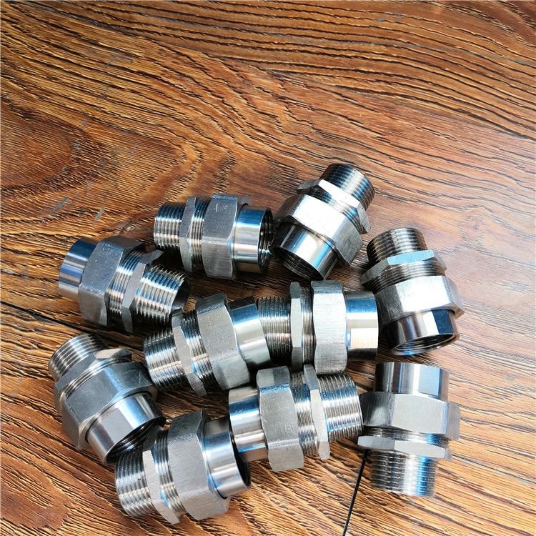 依客思304不锈钢防爆活接头一内一外形式(图1)