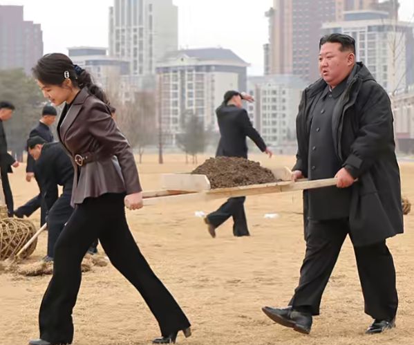 早读 局地暴雪!唐山地震!伊朗证实:遇难!美航母火灾!山姆紧急下架!周杰伦凌晨发布!(图9)