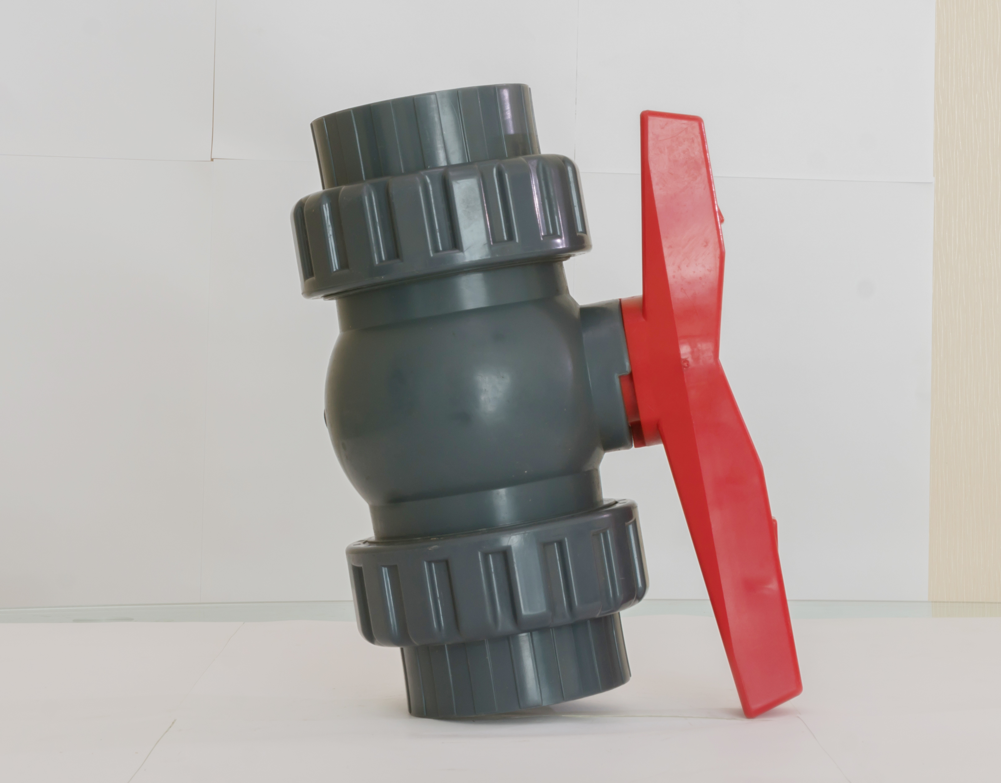 山东智能PE四通PE给水管件哪家便宜_原装-山东汇通达塑业有限公司(图2)